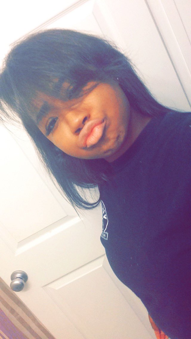 Tru_Bussah's tweet image. Love u my dawg #LLBre 5L ✋🏾 I miss u so much 💔