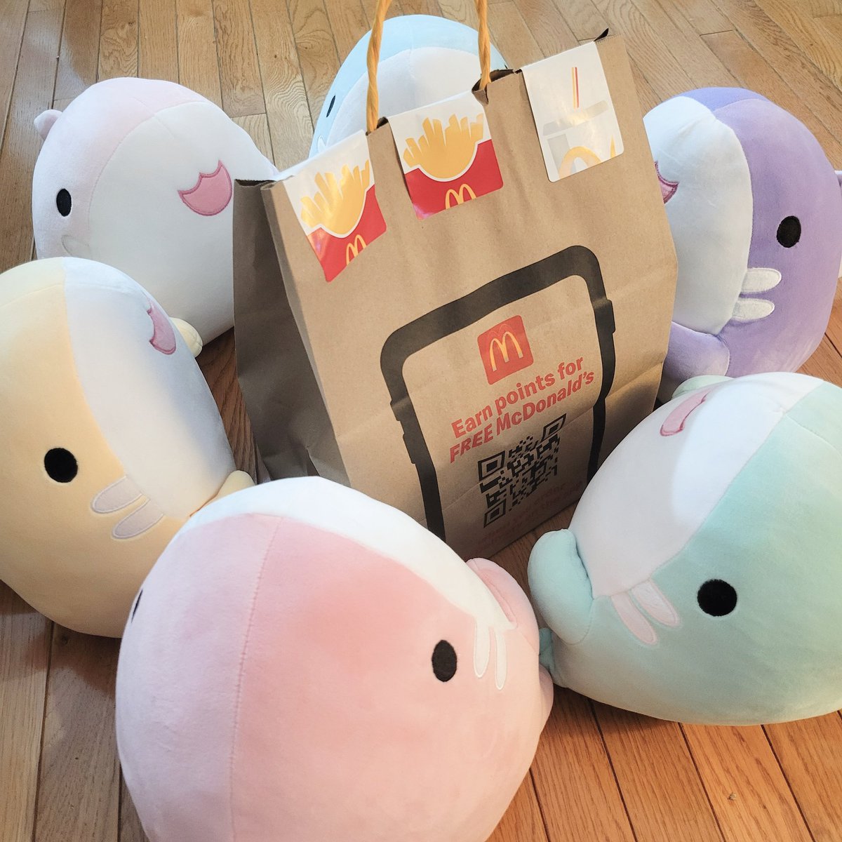 good sharks get nuggies