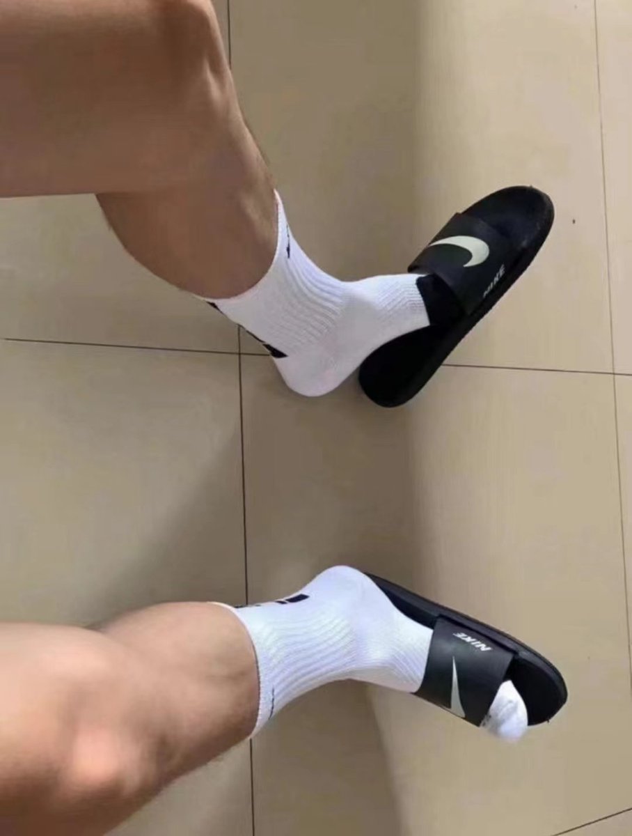 都没人主动找我玩，假期都快结束了