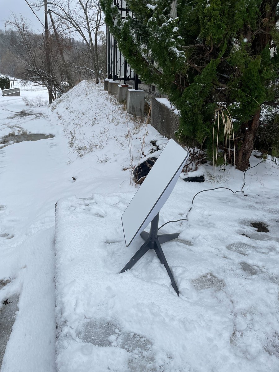 stak_official's tweet photo. Dear Elon Musk(@ElonMusk),
Day 014
Snow make-up and Starlink. Speed comes out, but reception is not stable enough. What happened to Starlink?
Time: 12:40 p.m. (JST)
Download: 65.53Mbps
Upload: 10.84Mbps
Location: *********************
@SpaceX
#StarlinkSpeed https://t.co/VbbgKNWvA3