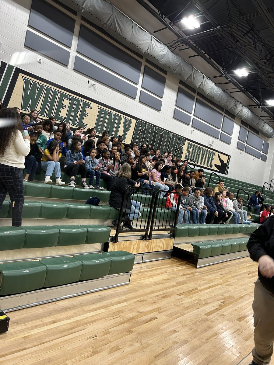 ARMS_Counselors's tweet photo. We had a great time at our showcase today for our #futuregators! Can’t wait for you to join us at the #swamp! @HumbleISD_ARMS https://t.co/qZQjWxfSbX