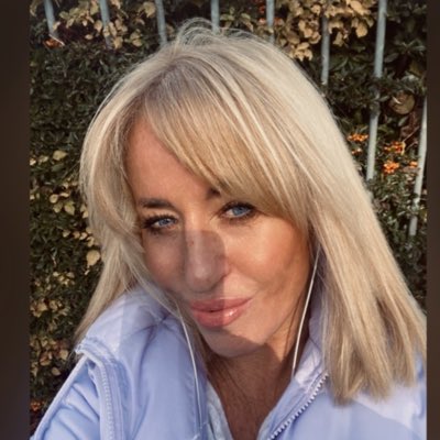 cazadoodle78's tweet photo. #NewProfilePic https://t.co/THYUaIBecm