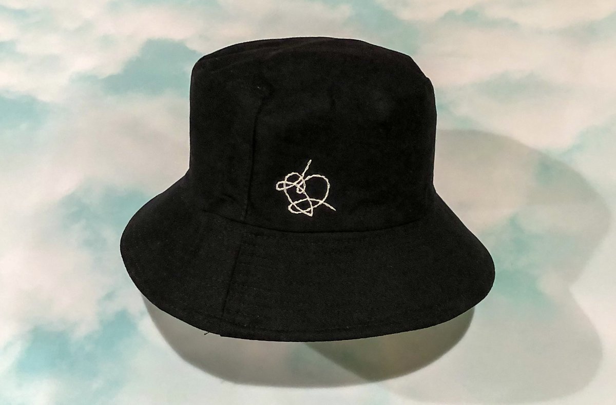 ekatastrophic's tweet image. Zero o'clock inspired commission 💜✨
"And you're gonna be happy" 🎶
#zerooclock #MOTS #handembroidery #embroidery #art #bts