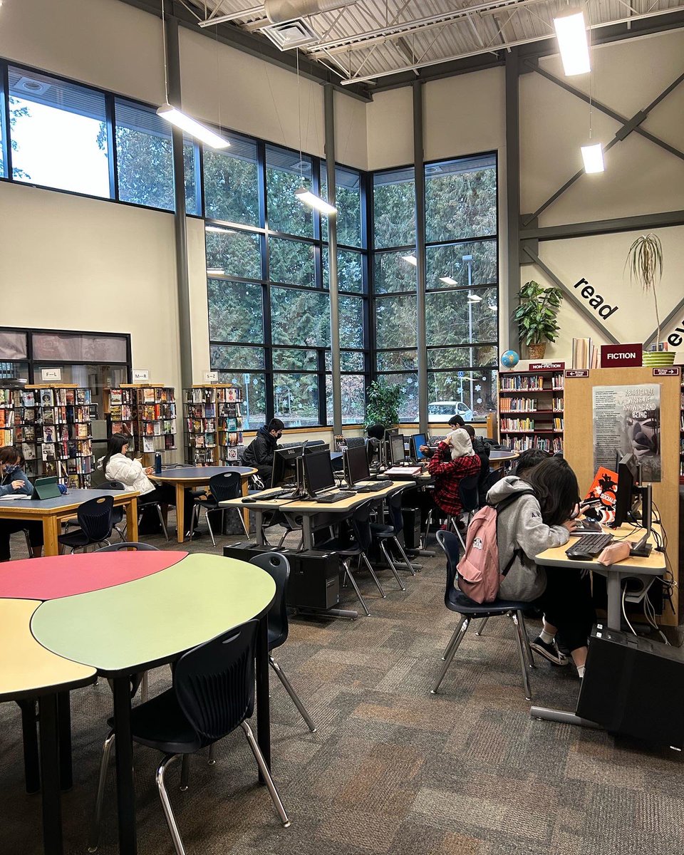 fh_library's tweet photo. Semester one is coming to an end… hope everyone’s finals are going well! Good luck in semester two 📑 ~JS #sd36tl #tlchat #sd36learn #fhlearn #finals #school https://t.co/9aRvhOeWYE