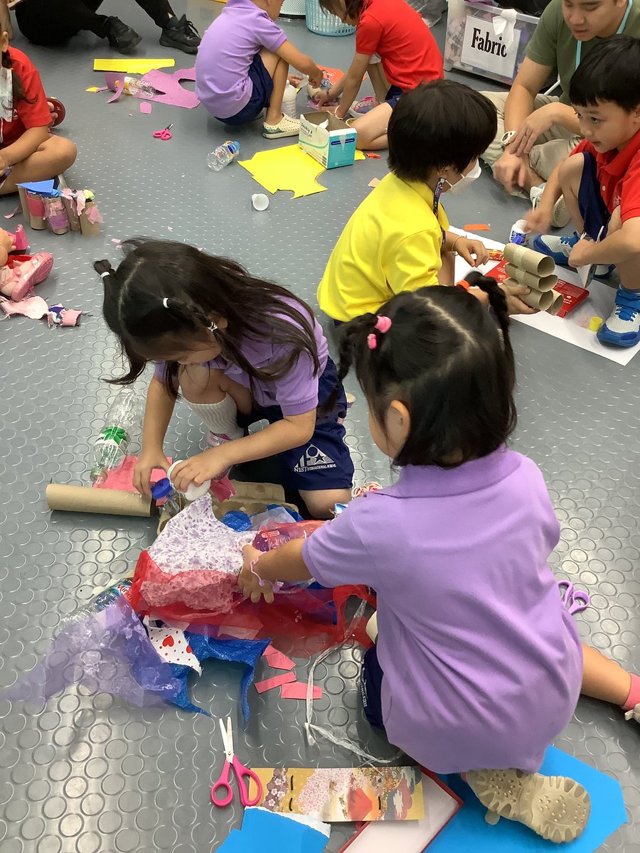 #NISTis empowered <a href="/EYNIST/">EYNIST</a>! Designing in the #Makerspace for the first time in the Early Years <a href="/davidgostelow1/">David Gostelow</a> <a href="/AmberJTay/">Amber Jean Taylor</a> <a href="/laurenhateleyc/">Lauren Hateley-Crowe</a> <a href="/Naruepa3/">Naruepa</a>
