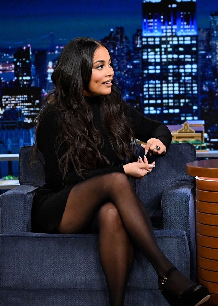 TT_JimmyFallon's tweet photo. @LaurenLSource: 'Lauren London on #TonightShow with Jimmy Fallon tonight (Jan.25) 🖤 
📸: Todd Owyoung ' https://t.co/5ue0KY5n8S, see more https://t.co/eqyso3W4In