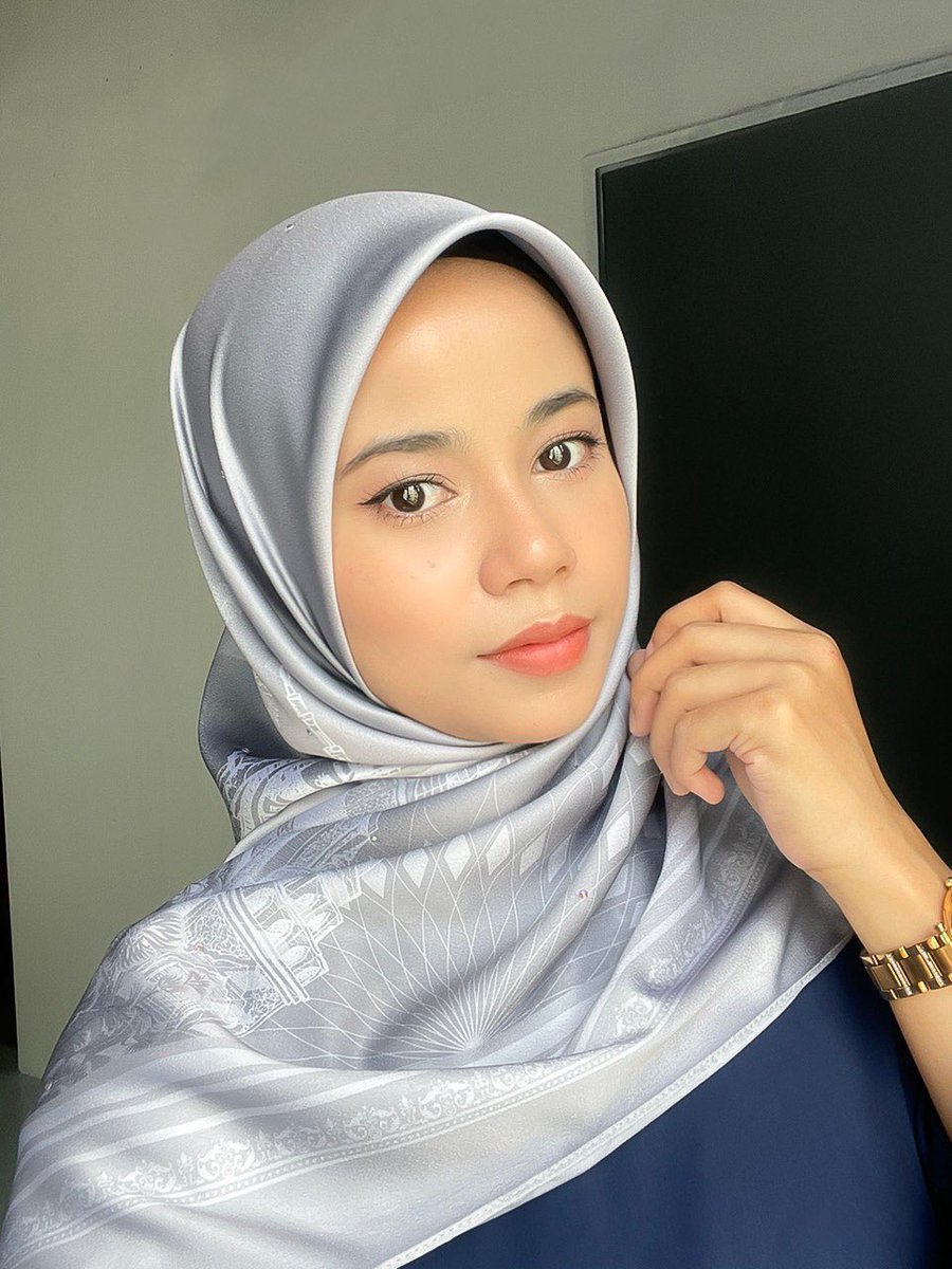 syzleenanisa tweet picture
