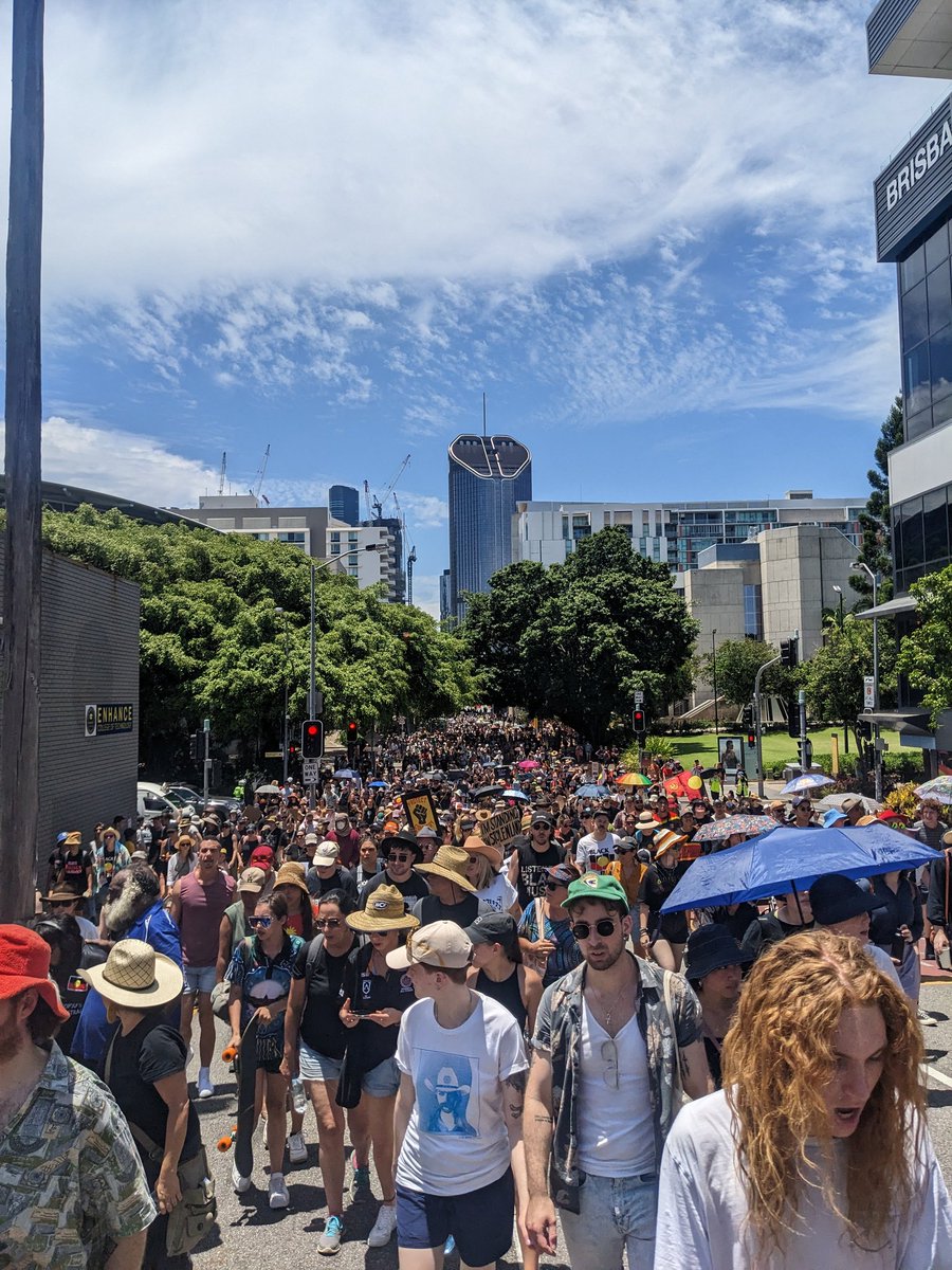 #InvasionDay in Meanjin, one of the biggest turnouts yet. 'No pride in genocide' ringing through the streets. I marched thinking of Aunty Sherry and Cassius Turvey. Always was always will be Aboriginal Land. ❤️💛🖤