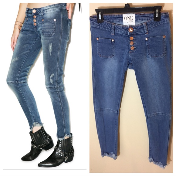 So good I had to share! Check out all the items I'm loving on <a href="/Poshmarkapp/">Poshmark</a> #poshmark #fashion #style #shopmycloset #bcbgeneration #tommyhilfiger #oneteaspoon: posh.mk/KqUW4OAuTwb