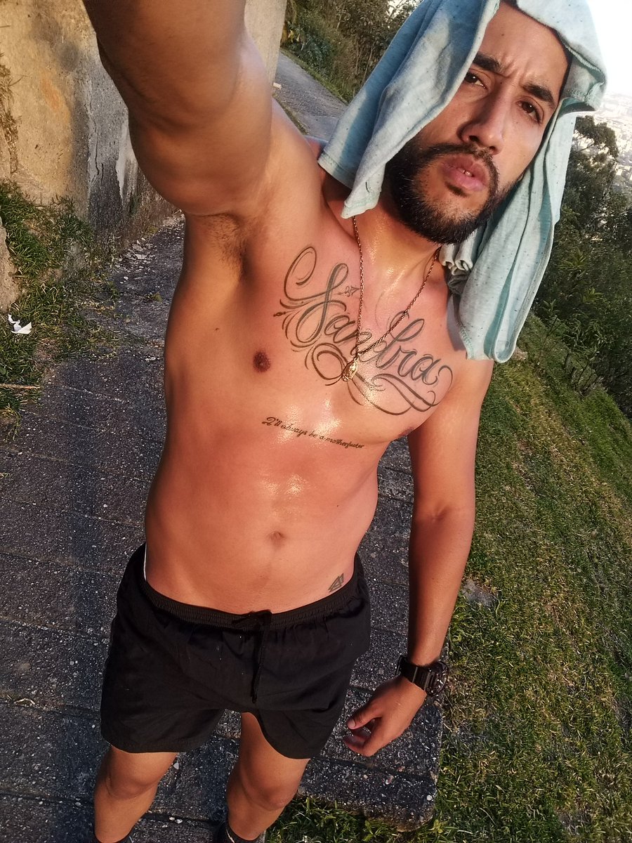 DavidPow_1993's tweet image. Tarde de cardio  ⛰️🏃🏻
#cortafuego #Avila