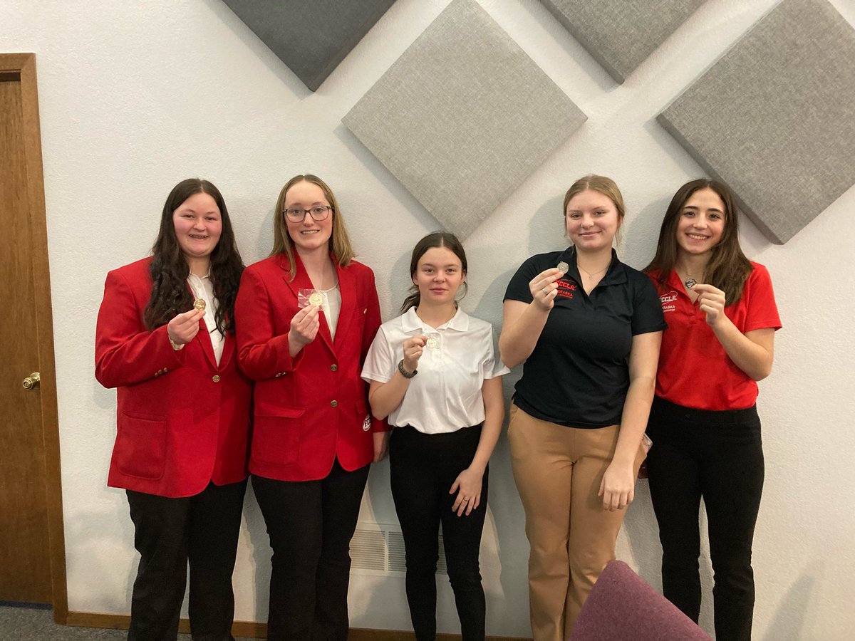 Congratulations to these AHS FCCLA State Qualifiers: Ann Ryan, Annaka Digmann, Zoe Bunnell, Taylee Thompson, and Macey Seebohm!  Way to go!  💙🐾