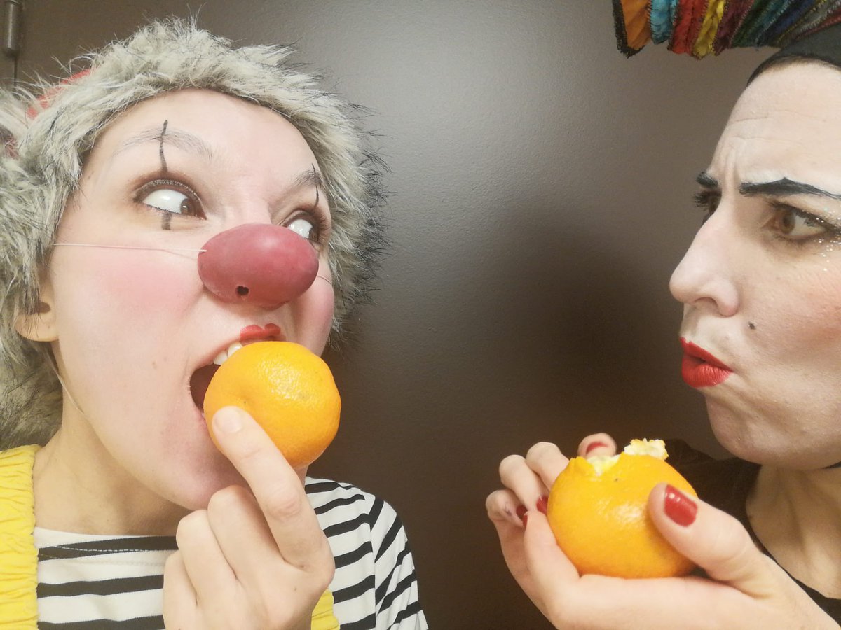 🍊 Les Sœurettes font le plein de vitamines en cette période de grand froid.

Et vous !? Quelle est votre astuce pour garder la pêche ? Heu... La banane. Heu... La fraise 🤪