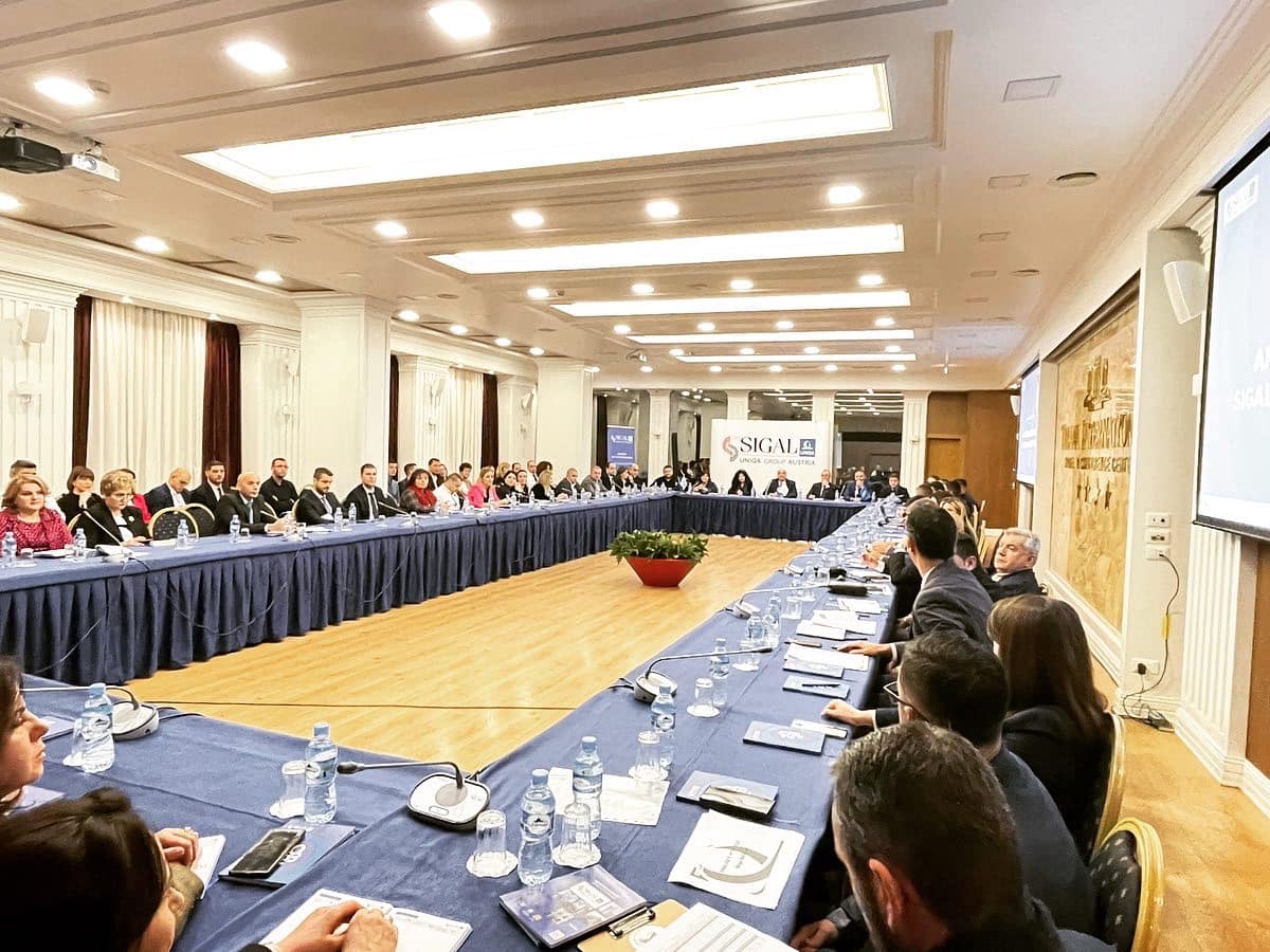 ponari_avni's tweet image. Po ndodh tani: Analiza Vjetore 2022 e SIGAL UNIQA Group AUSTRIA Shqipëri
#uniqa #sigal #sigaluniqa #punojmëmëmirësëbashku