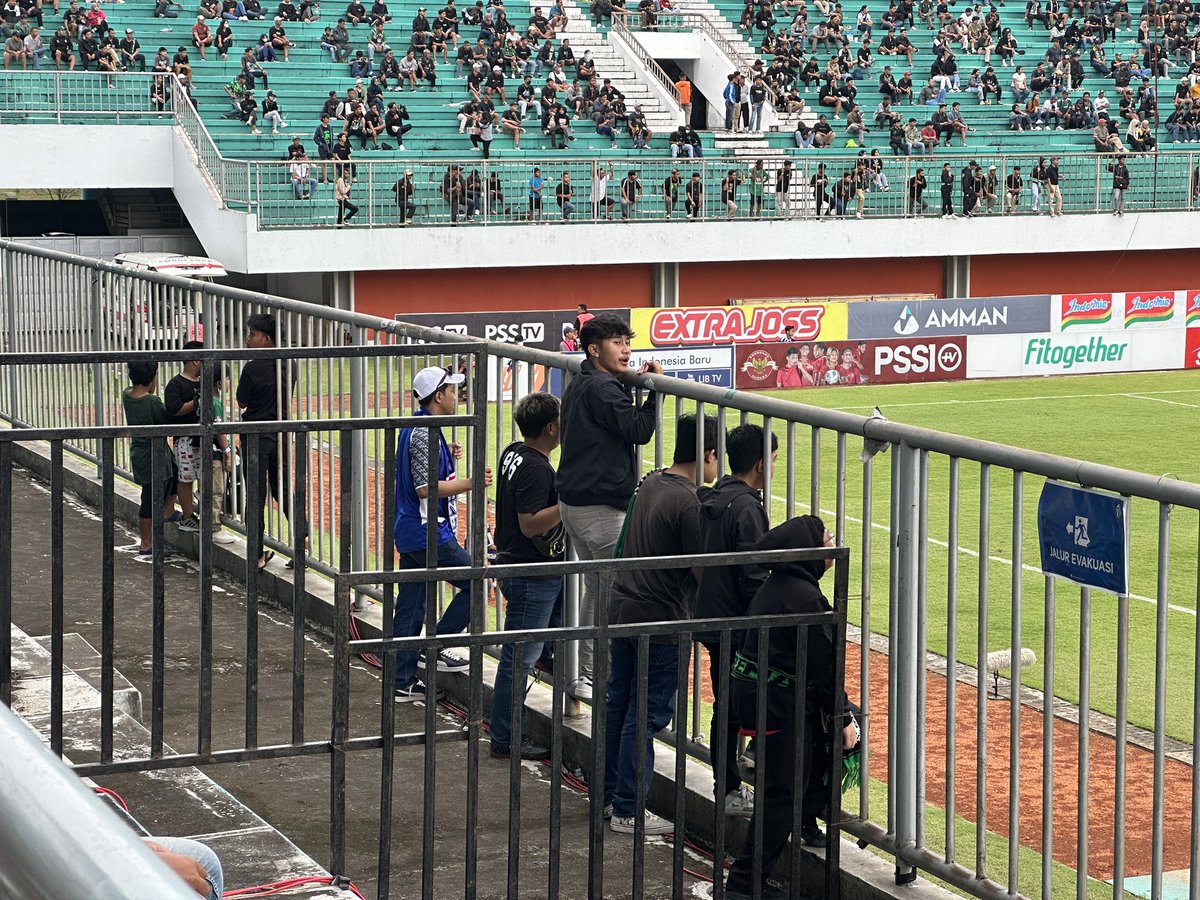 Pemandangan di Maguwoharjo hari ini :)