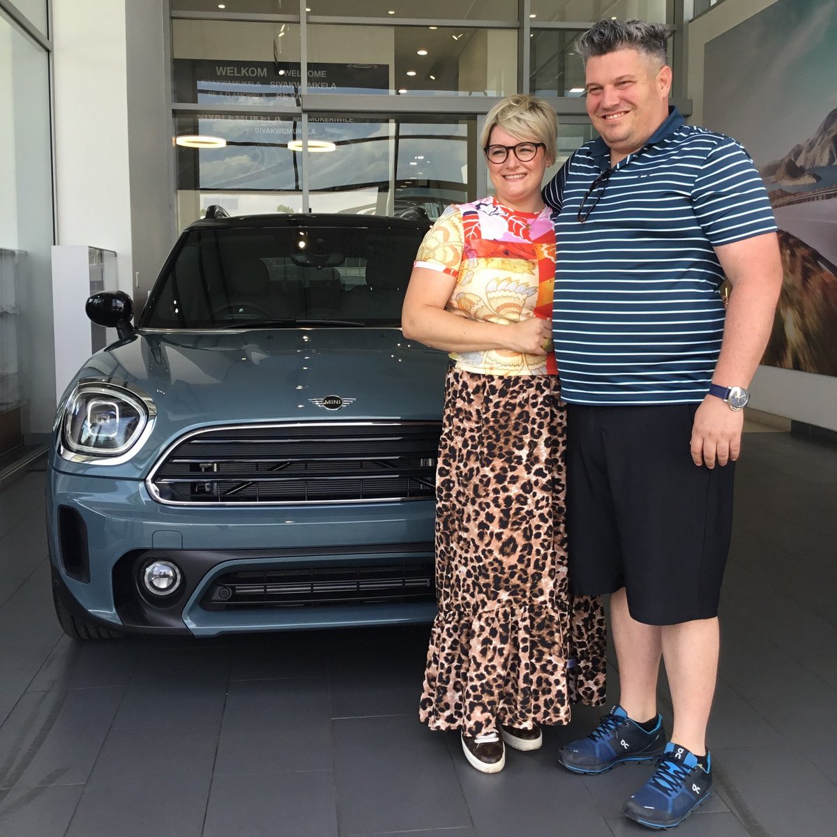 MINI_Menlyn's tweet photo. Congratulations Mrs Regina Langeveldt on your MINI Cooper Countryman. Thank you for choosing MINI Menlyn. We wish you lots of #MINILove and fun driving.🍾🥂🎉

#MINICountryman
#MINIMenlyn
#LegacyMotorGroup
#TheLMGExperience https://t.co/3CHftq3bQj