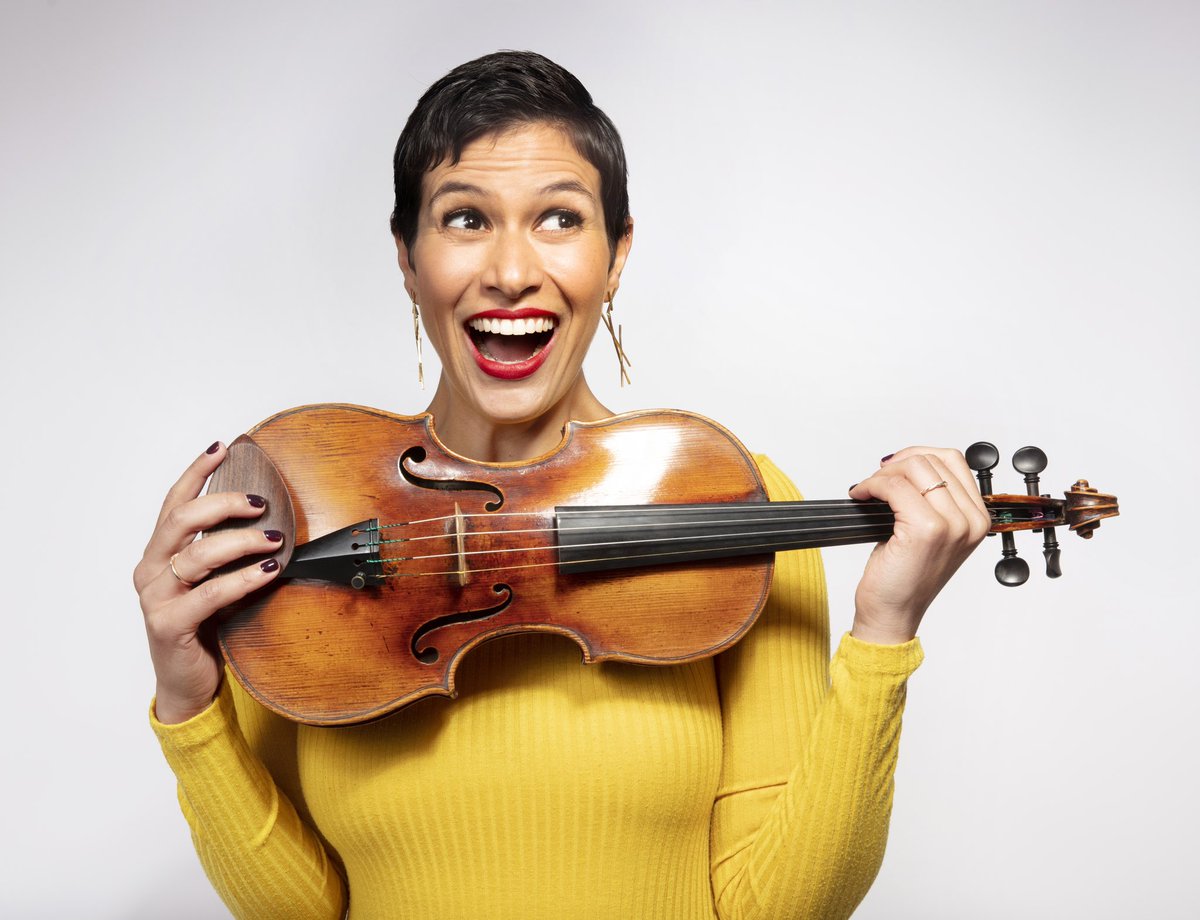 ElenaUrioste's tweet image. WOWWEEEEE I am over the 🌙 and THIS SURPRISED 🤩 to find myself in the company of two of my very favorite artists — @Abel_Cellist and #AdamWalker — for the Instrumentalist category of the @RoyalPhilSoc Awards! 💛

#RPSAwards