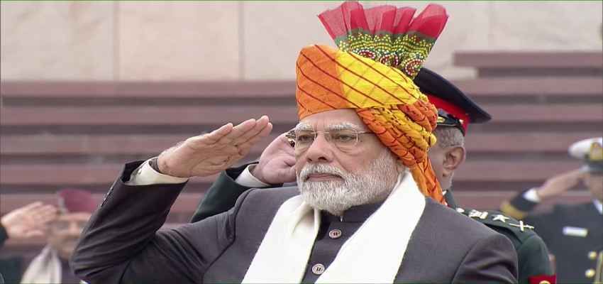 fast_rajasthan's tweet photo. PM MODI'S LOOK ON REPUBLIC DAY: सफेद कुर्ते और काली जैकेट में नजर आए PM मोदी, चर्चा में राजस्थानी पगड़ी
https://t.co/GpycZzQciF
#republicday #primeministernarendramodi #rajasthaniturban #pmmodilook #khabarfastrajasthan https://t.co/SiSx4HgkIh