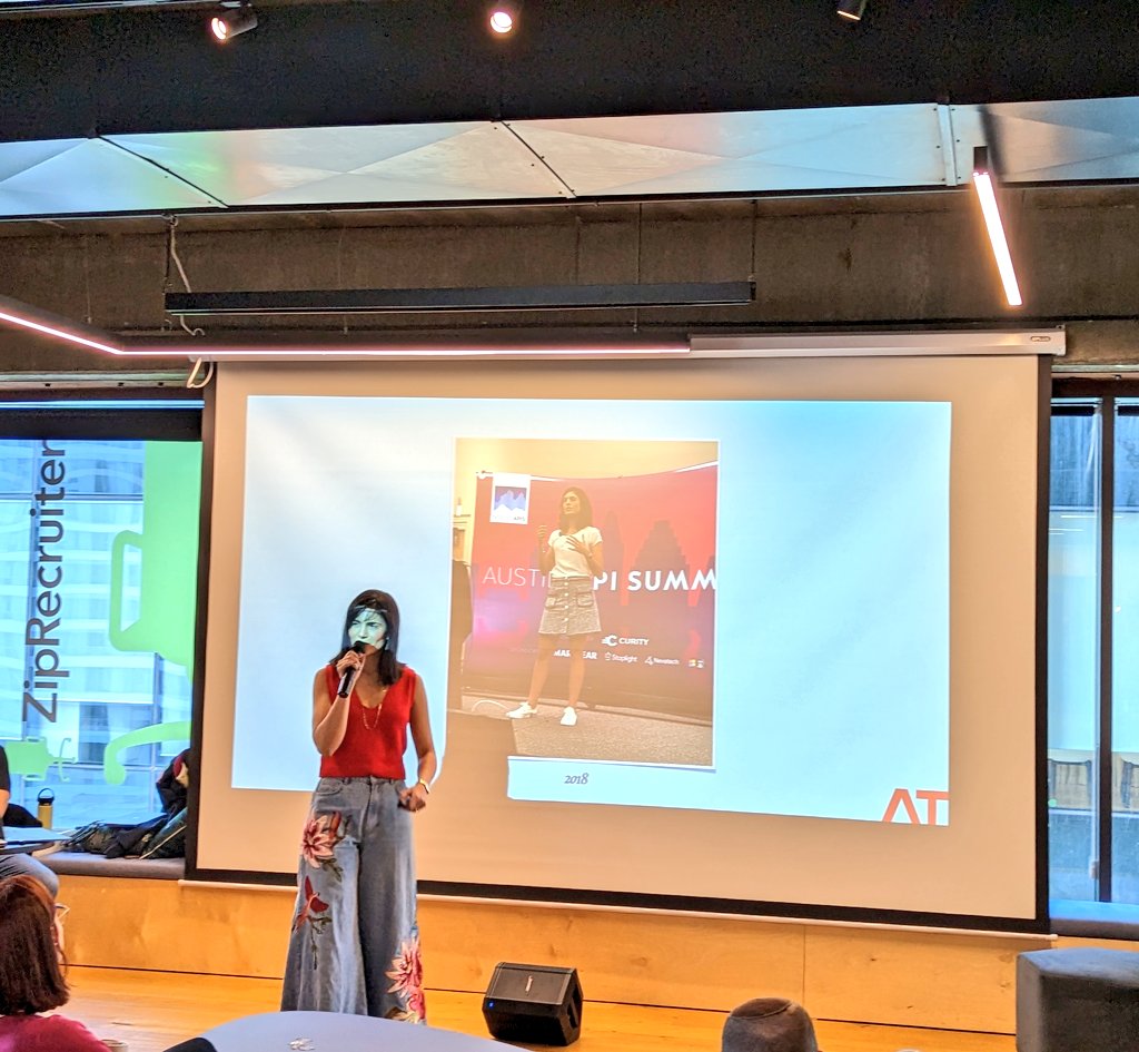 devrel_il's tweet photo. Wrapping up an amazing meetup with three fantastic talks is @avitaltzubeli with what NOT TO DO on stage #DevRel_IL https://t.co/ALfwZACVjm