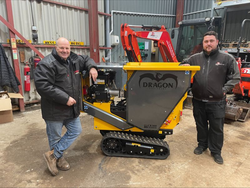 Lovely to catch up with Charlie from @Mark1Hire as we delivered their very first #CR300Crusher - available for hire now! #toolhireessex #toolhire #planthireessex #planthire