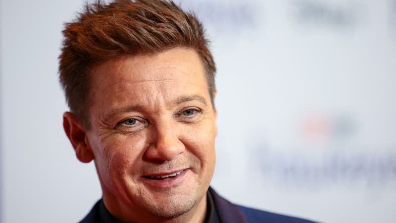 BFMTV's tweet photo. Jeremy Renner a été écrasé par sa dameuse alors qu'il tentait de sauver son neveu, selon un rapport
https://t.co/kVpb1d7d0D https://t.co/hfagA5Tv7x