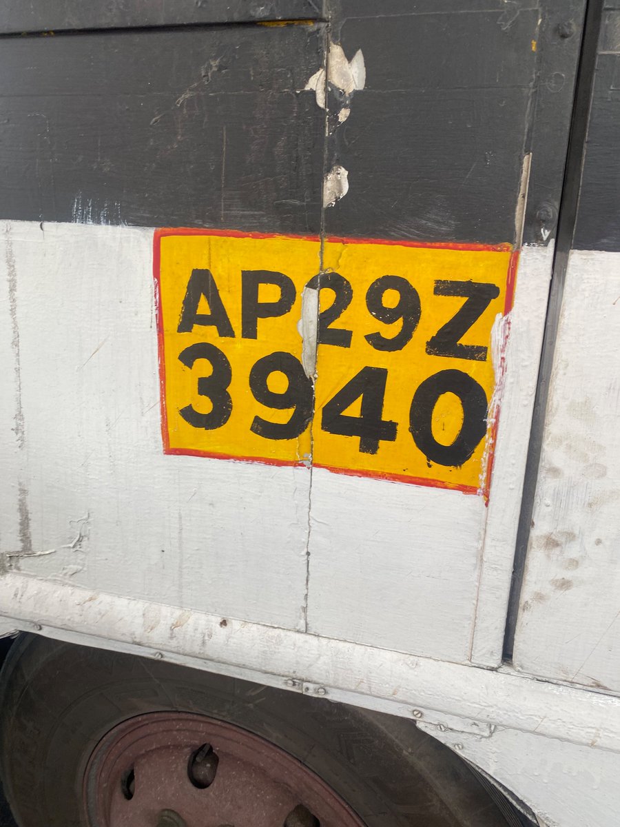 Stonecoldshriv's tweet photo. 2:10-2:20 ameerpet to punjagutta , the following bus was driven very rashly , it would have lead to a big accident.Request authorities to please counsel the driver as he took the bus and pasengers and people on road for granted @KTRBRS @TSRTCHQ @TelanganaDGP . https://t.co/dhx7Y5luqM