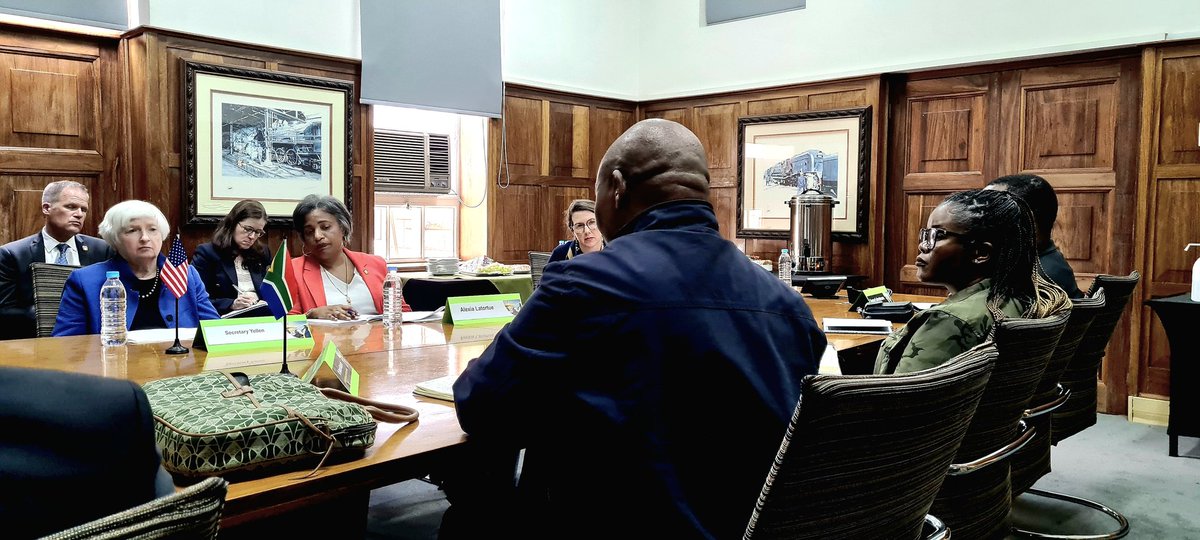 Gwede Mantashe tweet media