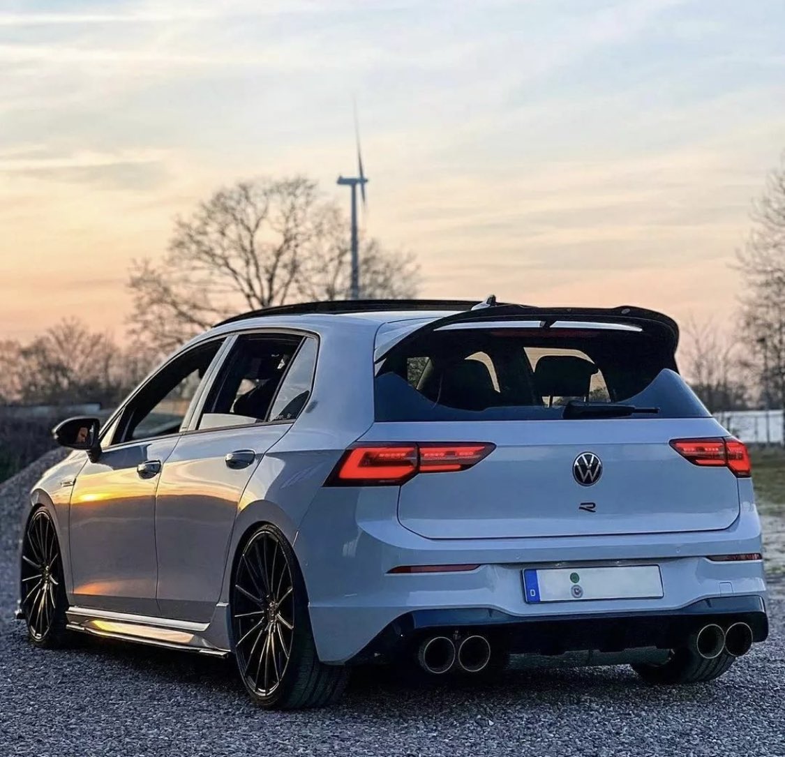 🏁 on Twitter "Volkswagen Golf 8 R 🍑"