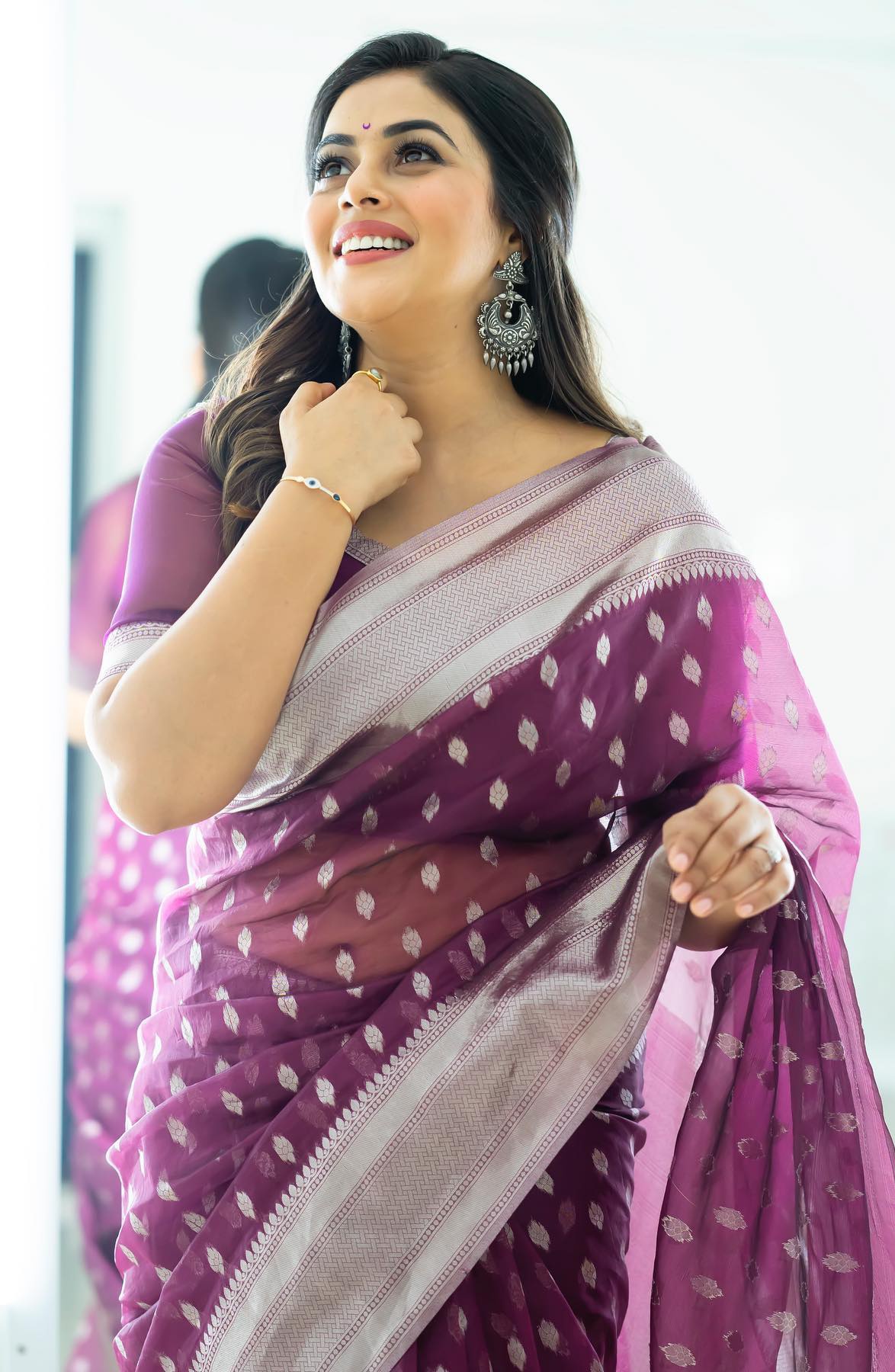 Shamna Kasim Beautiful Latest, Actress Hot Mallu Aunty, iiQ8, పూర్ణ Poorna 