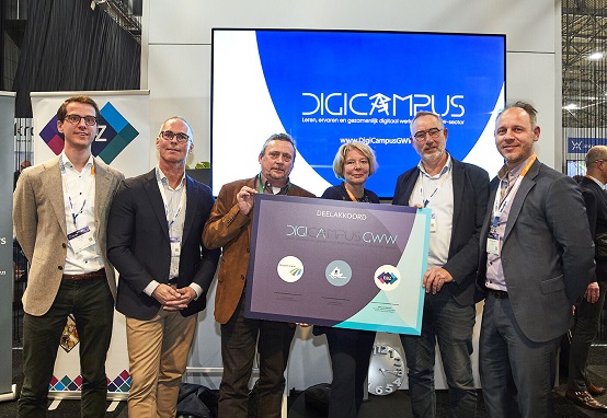Tijdens <a href="/InfraTech/">InfraTech</a> vakbeurs is feestelijk gevierd dat het DigiCampus GWW deelakkoord is ondertekend. Een stap voorwaarts om de infrasector klaar te maken voor de toekomst. Wij vullen samen met Suit-case en de initiatiefnemers het programmamanagement in. bit.ly/3wtWUKr