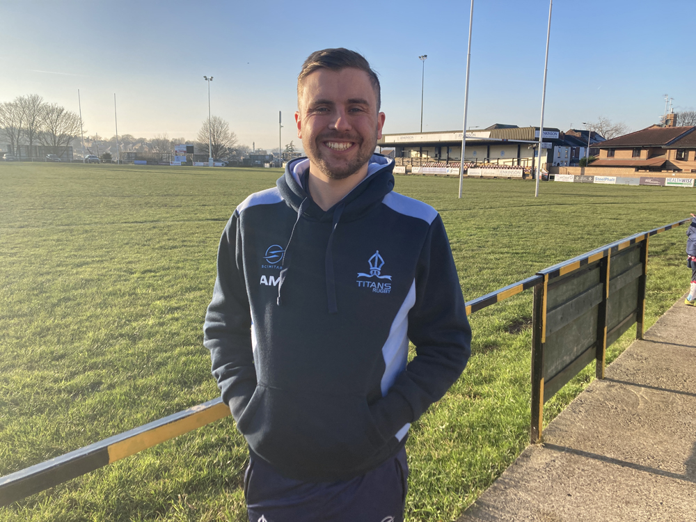 In today's <a href="/rotherhamtiser/">Rotherham Advertiser</a>...the cricketing veterans bound for the O50s World Cup, Unity Boxing marks knockout first year, new @kivomwfc manager takes inspiration from Prem boss,  @rotherhamrugby on two-month home drought, Q&amp;A with analyst Adam Migdalski, Millers, more. <a href="/313ALI1/">Kash Ali</a>