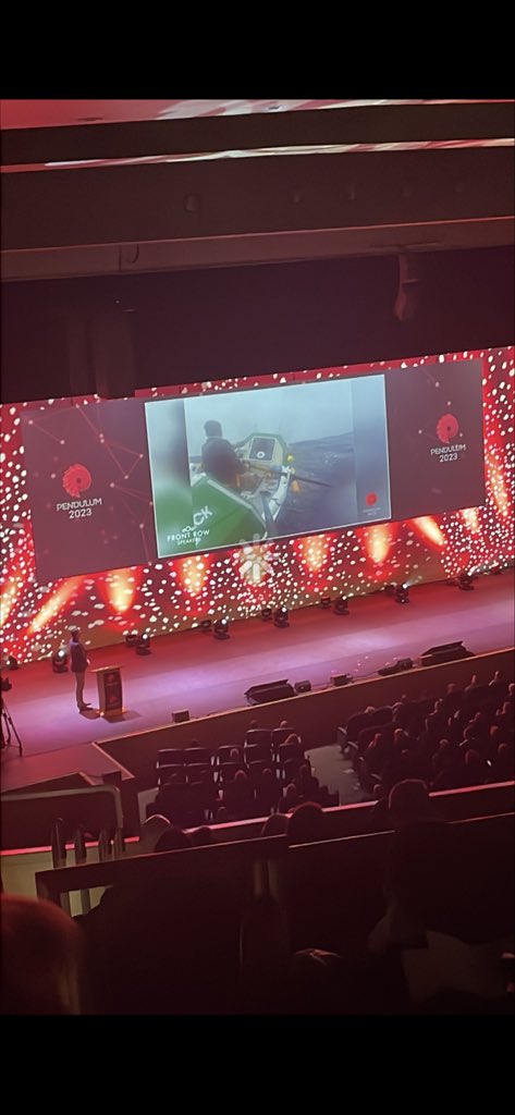“Chop wood, Carry water…”
Get on with it. Until it’s done.
<a href="/auld__stock/">Damian Browne</a> 👌🚣‍♀️ 🇮🇪 #pendulumsummit