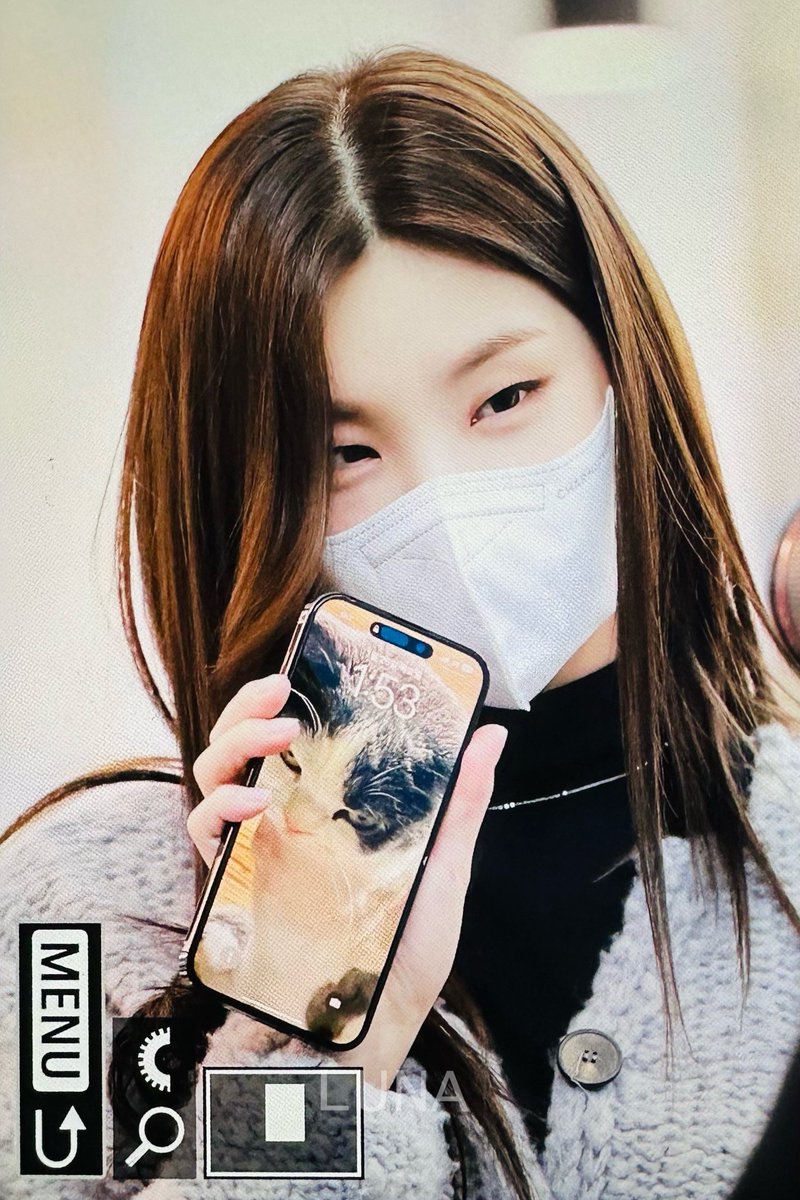 itzysclaudia's tweet photo. wait, yeji's lockscreen is dallie? 😭 https://t.co/wyi8hjknqF