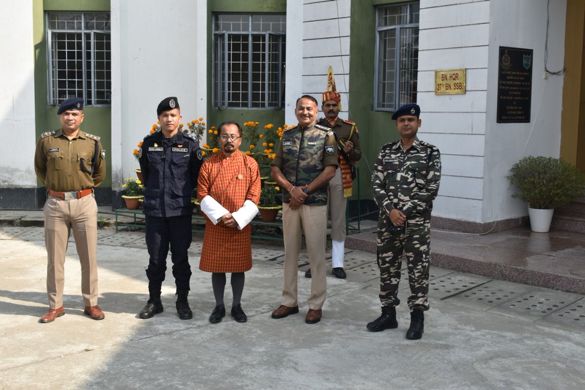 27BnSSB_INDIA's tweet photo. Bhutanese delegation on #friendlyvisit to strengthen mutual bonding @abhishek15may @SSB_INDIA @SSBFTRGUWAHATI_ https://t.co/vvF0kCMZhp
