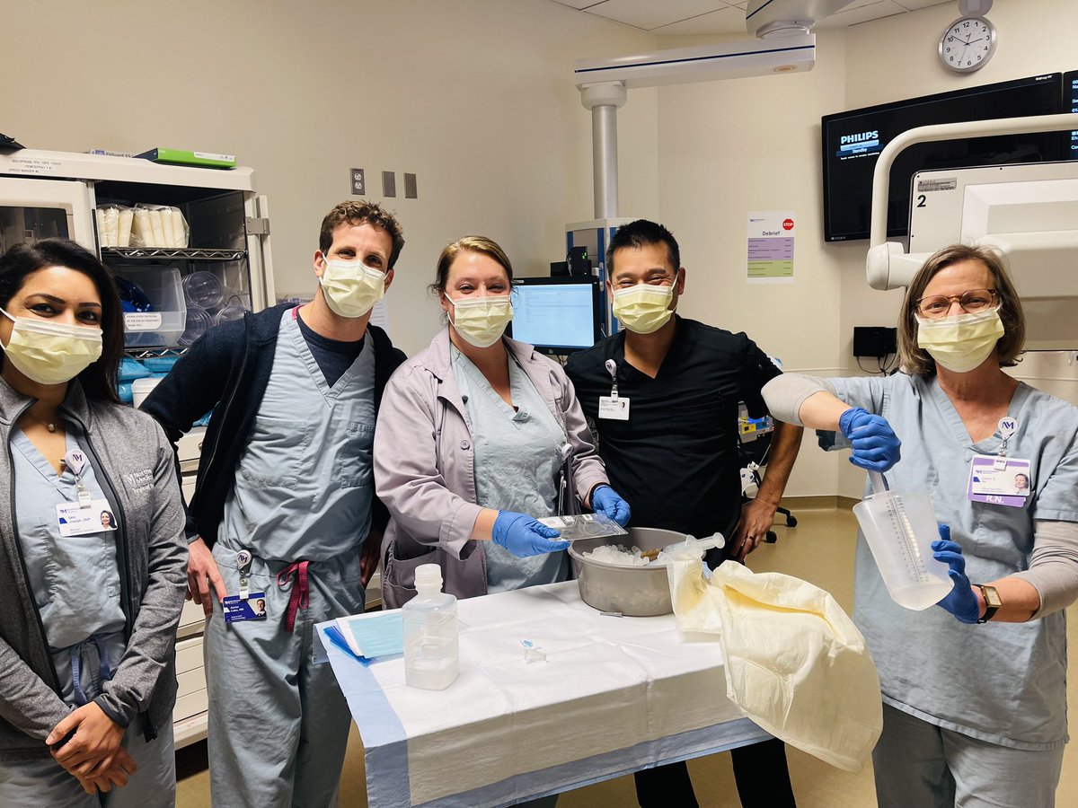 EugeneYenMD's tweet image. #FMT for recurrent C. difficile infection is back @NMGastro! Thanks to the amazing admin/nursing staff @NorthwesternMed Lake Forest Hospital. We plan to bring this important treatment for #cdiff to the entire health system. With Dr. Aaron Cohn @NorthwesternDHF