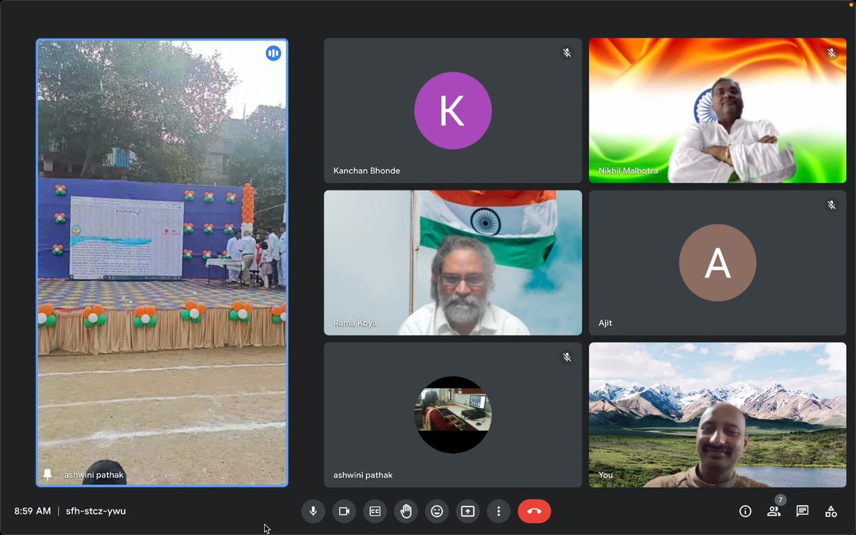 nickmalhotra's tweet photo. The 4 pillars of India Jai jawan , jai kisan , jai Vigyan and jai anusandhan were shown by Vidya English medium today on their Republic Day event . The school has been the first to use #BHAMl for coding and they showed the students corner website #india #makerslab @tech_mahindra https://t.co/MlGSJQ5aZa