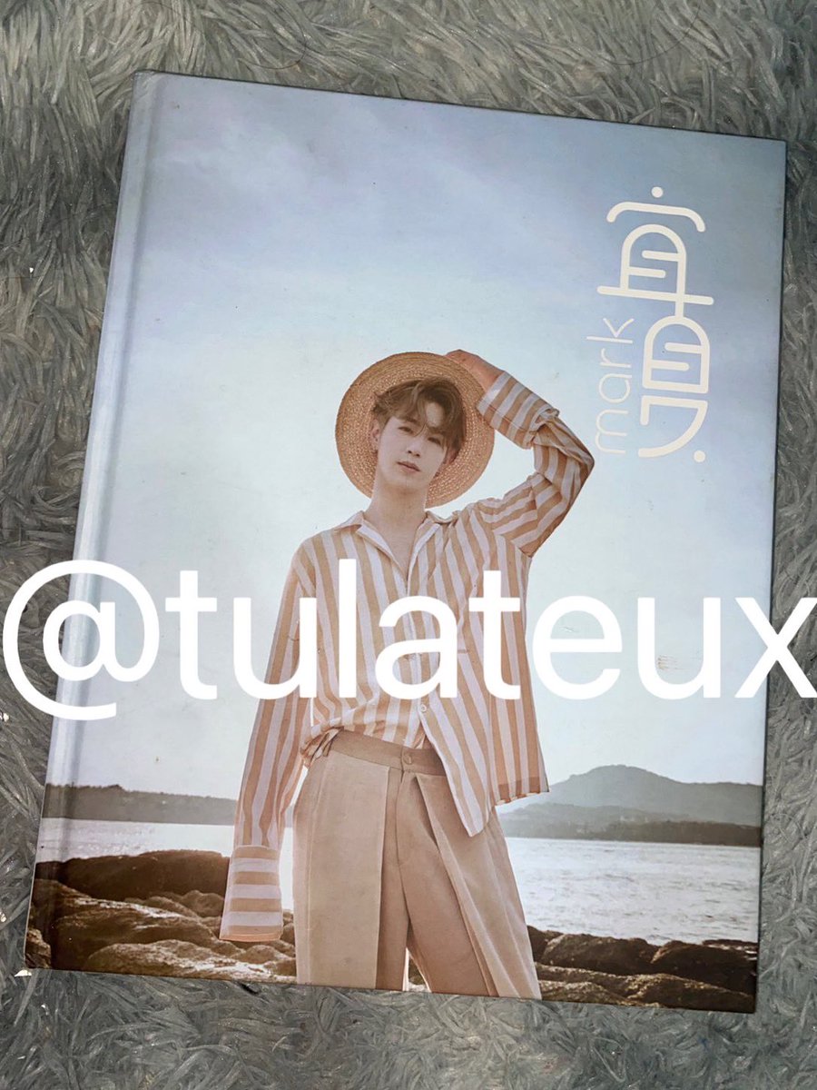 tulaleux's tweet photo. Photobook Mark Tuan in Phuket
โฟโต้บุ๊คมาร์คที่ภูเก็ต 1000ส่งฟรี!💗🤍
📥
#XCIIIEvolution #Represent93 #MarkTuan #XCIII #Got7   #ขายของสะสมgot7 #ตลาดนัดอากาเซ่ #ตลาดนัดอากาเซ https://t.co/X9GPPW4jVz