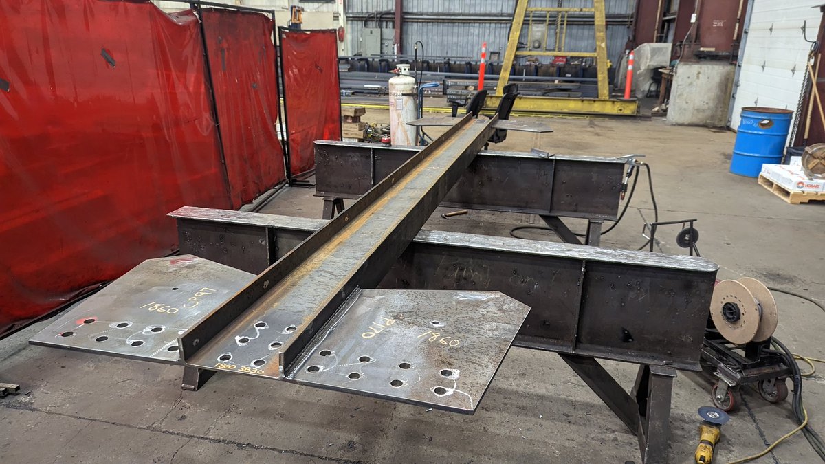 SABOTAGE_604's tweet image. Butterfly #ibeam #bc #welder #welding