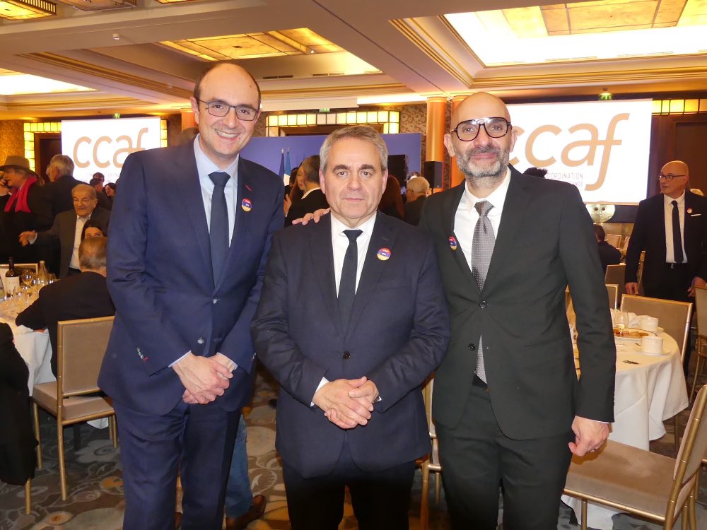 AVAKIANGerald's tweet image. A l’occasion du dîner annuel du Conseil de Coordination des Associations Arméniennes de France @ccaf_france @xavierbertrand a eu un discours clair et sans ambiguïté #StopAliyev #StandwithArtsakh