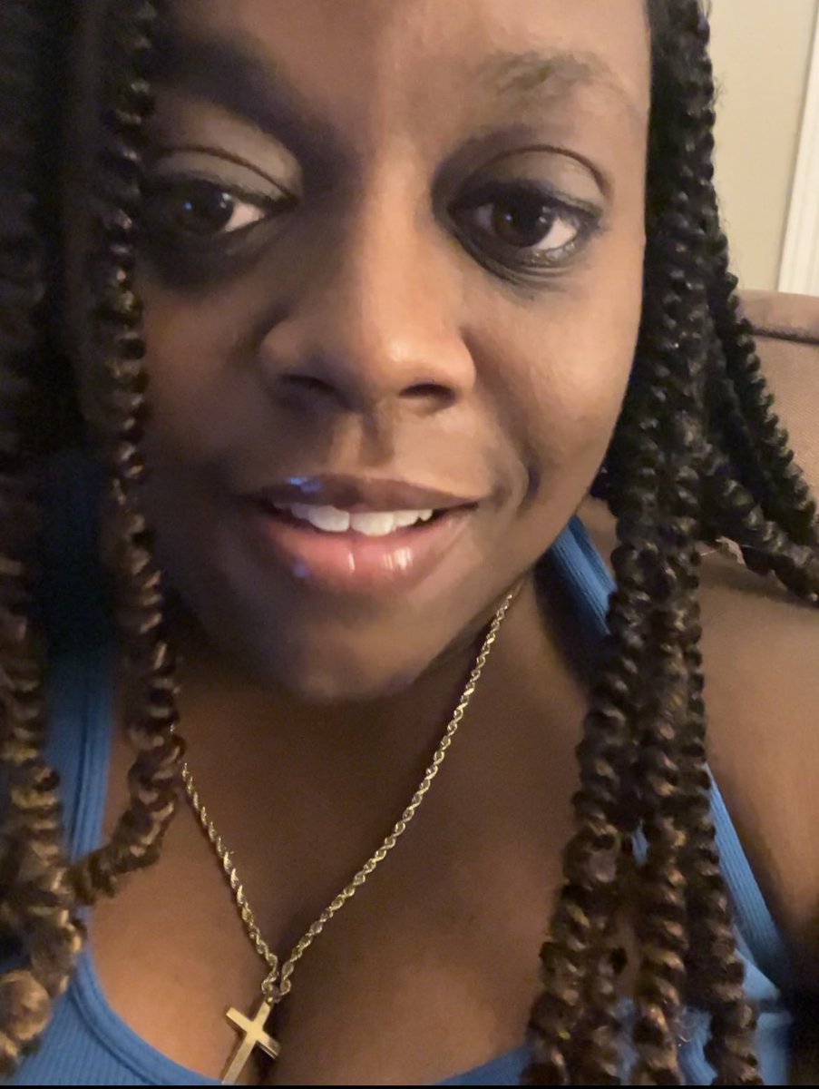 ConnaitreT's tweet photo. Smile because everything is going to be alright and because God is just that good.😌🙏🏾
💙✨💙✨💙
.
.
#smile #wednesday #newlife #newthangs #destiny #covenant #future #truelife #truelove #trueself #grateful #blessed #thankful https://t.co/tM2dJKpR4e