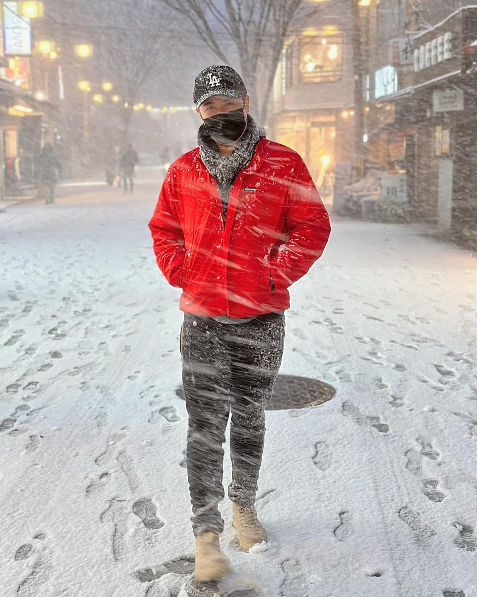 Happy Lunar New Year ! Here’s a red packet for your eyes only 🧧