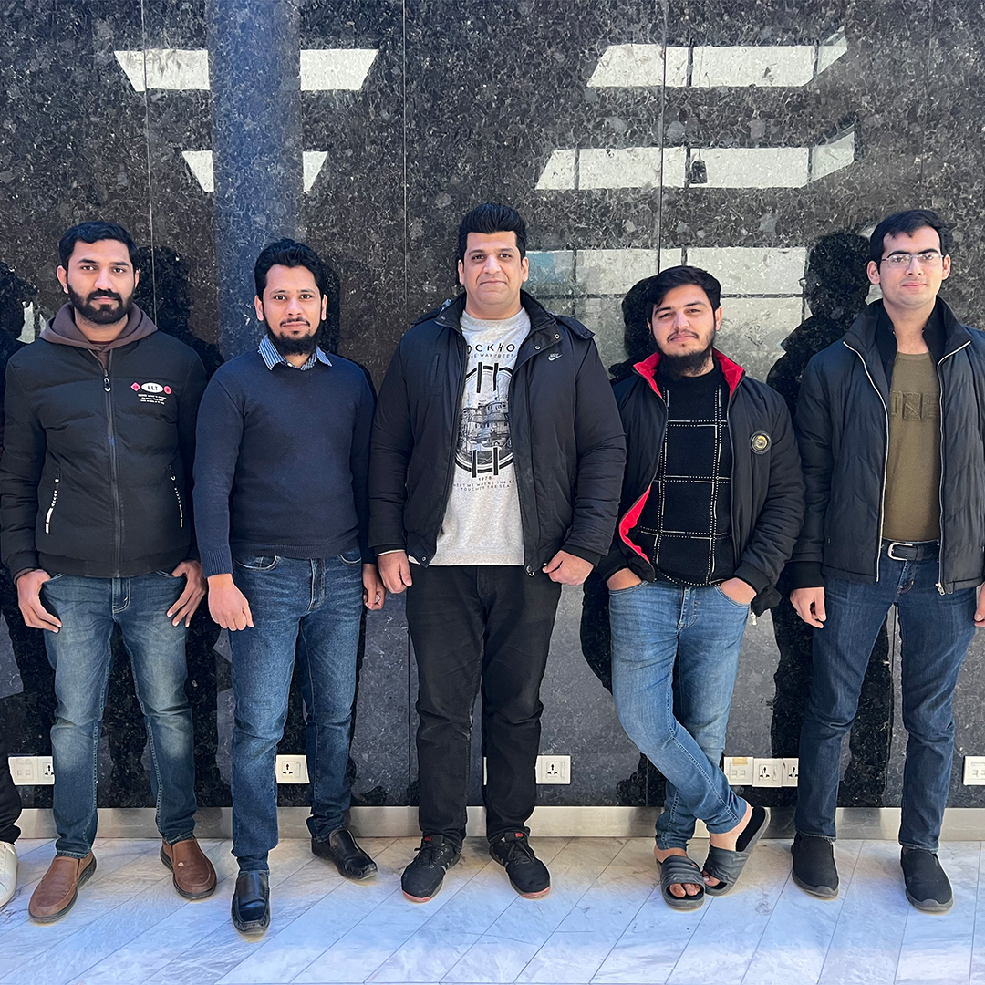IPSBPO's tweet photo. Sharing a meal with your colleagues is the best way to unwind and relax. 😊

Our cost estimation department went out recently for a hi-tea. 🍽

Here is a glimpse❗

#ipsPakistan #lunch #ipsfamily #lifeatips #employee #joyful https://t.co/WKWkikxXHY