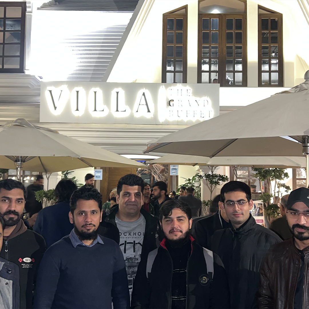 IPSBPO's tweet photo. Sharing a meal with your colleagues is the best way to unwind and relax. 😊

Our cost estimation department went out recently for a hi-tea. 🍽

Here is a glimpse❗

#ipsPakistan #lunch #ipsfamily #lifeatips #employee #joyful https://t.co/WKWkikxXHY