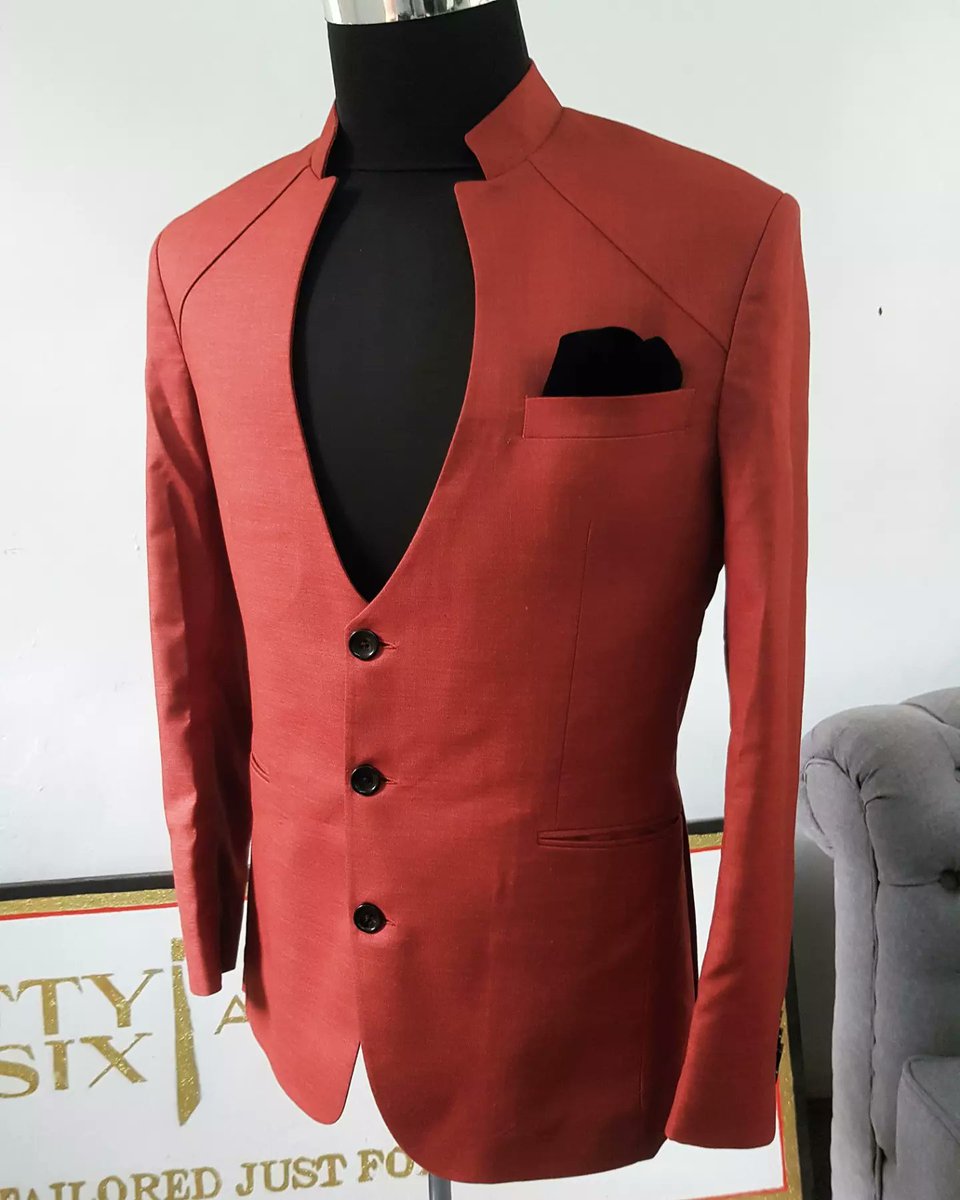 56authentique's tweet photo. Everyone has their own unique style that makes them happy, let your happiness stand out when you are flaunting your style. - Mike Edwin.
Model: @georgeadulu
📷: @ogetoevans
Suit: yours truly, @56authentique
#MrAuthentique #56authentique #AuthentiqueSartorial #AuthentiqueQuotes https://t.co/wagJF0tX55