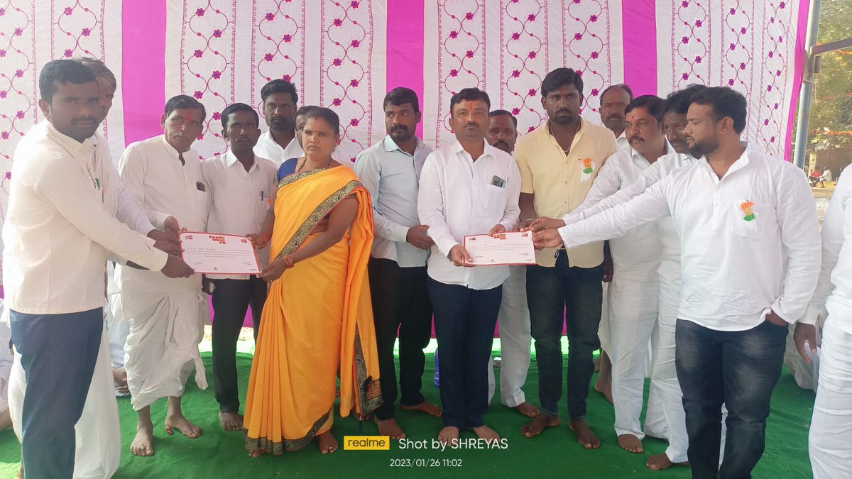 BasavanandM's tweet photo. ಯಾದಗಿರಿ &amp; ಕೊಪ್ಪಳ ಜಿಲ್ಲೆಯ ಆಯ್ದ ಗ್ರಂಥಾಲಯಗಳಲ್ಲಿ ನಡೆಯುತ್ತಿರುವ STE(A)M-Ed ಕಾರ್ಯಕ್ರಮ ದಲ್ಲಿ ಭಾಗವಹಿಸಿದ ವಿದ್ಯಾರ್ಥಿಗಳಿಗೆ ಪ್ರಮಾಣ ಪತ್ರವನ್ನು ವಿತರಿಸಲಾಯಿತು.
GP kakkasagera &amp; GP Mudnoor
#STE(A)M-Ed Yadgir &amp;Koppal
#STE(A)M-Ed Certificates
#RepublicDay2k23

@readingkafka @ZP_Yadgir @YCFnews https://t.co/b6PBzbvJ78