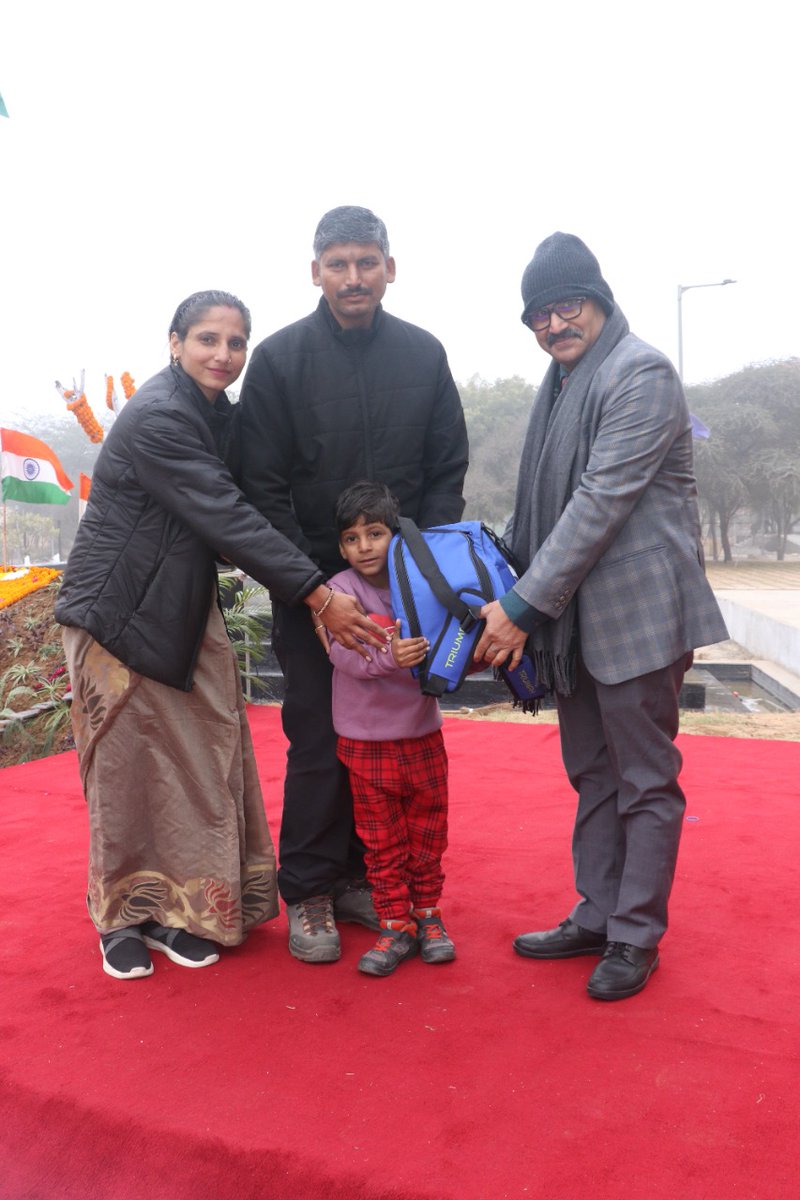 NCAFtraining's tweet photo. On the occasion of the 74th Republic Day celebrations, NICF felicitated Master Heyansh Kumar @mountaineagle01, the youngest mountaineer to reach base camp of Mt. Everest. Also, the trainees of NICF presented various patriotic and cultural performances. https://t.co/X7fKNESpRK