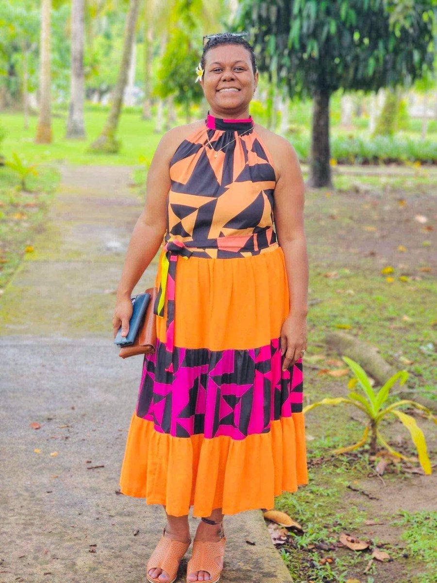 samsonleefiji's tweet photo. Always dress like itβs the best day of your life. These beautiful ladies looking fab, spotted in our Na Soko print.
#Fijifashion #Pacificfashion #MadeInFiji #NasokoPrint #ResortWear #SLFijiSpotted https://t.co/9Aldt2WPXI