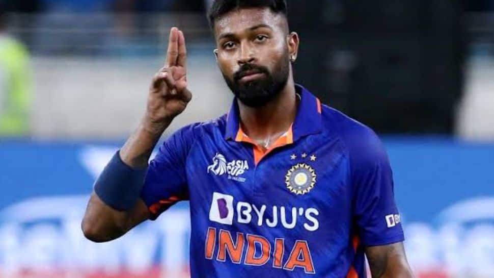 Hindustaantime's tweet photo. Hardik Panday will lead India XI to the upcoming Sri Lanka series of three T20I matches. This series is expected to produce some great cricketers for the national team. #IndiaCricketTeam #SriLankaCricketTeam, #HardikPandya #Cricket https://t.co/KLTKDe2M68