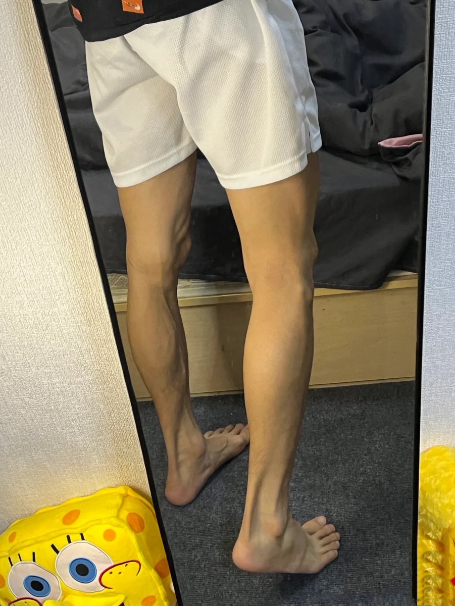 KyPu99's tweet photo. Lên giường ngủ nào https://t.co/02kIvhaQ5u