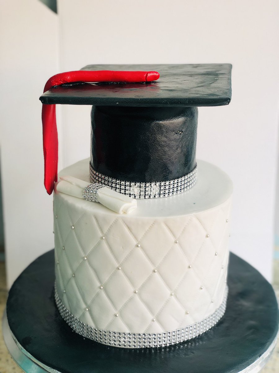 wright_bakery's tweet photo. Wishing all our graduates many more opportunities and achievements
with our tasty,beautiful cakes
You can contact 0705590590 for amazing offers❤️🔥
#graduationcakes
#congraculations https://t.co/ByxaGRXXLj