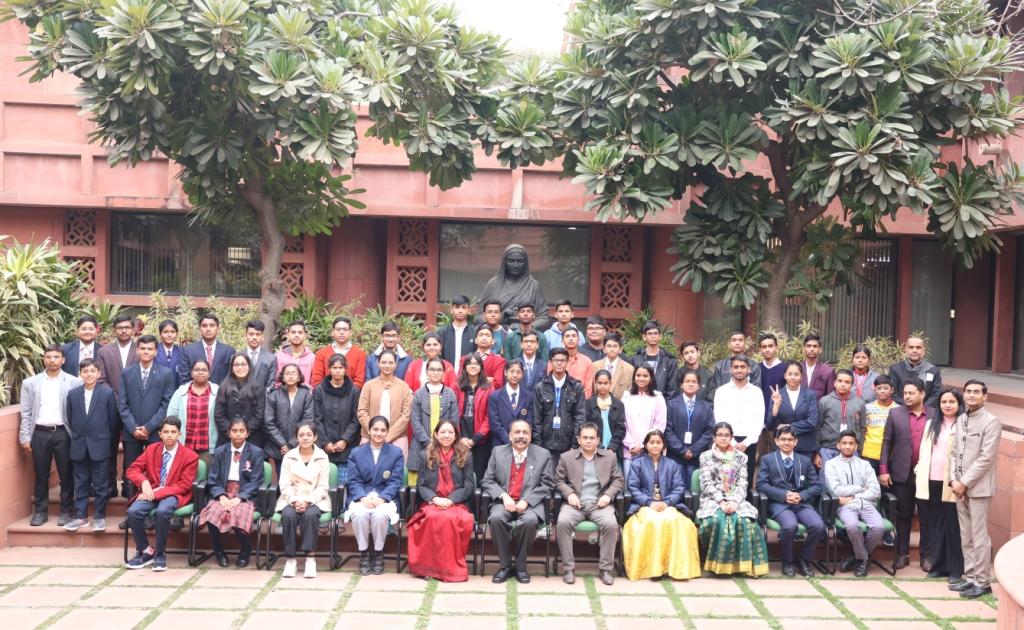 Our dear Aakarsh in Delhi among the winners of the #quiz - #ConstitutionOfIndia by #MinistryOfEducation.